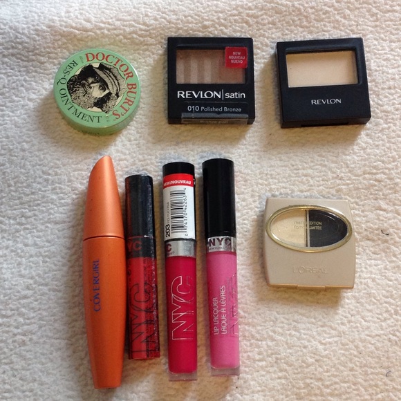 Makeup Bundle - Picture 1 of 1