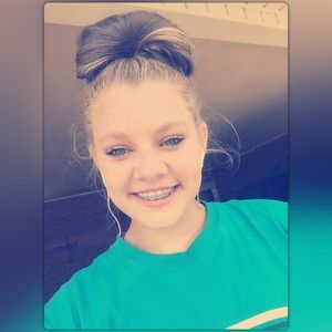 Meet your Posher, Malaine