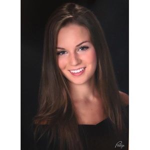 Meet your Posher, Liz