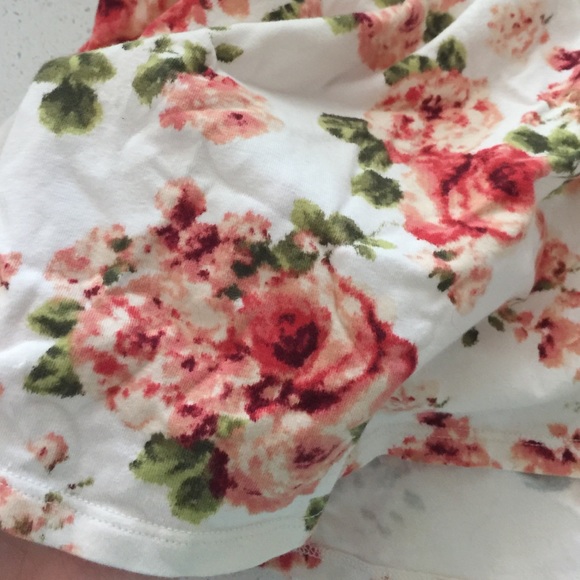 Forever 21 Floral Skater Skirt - Picture 2 of 3