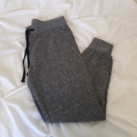 🌚⭐️Gray Joggers ⭐️🌚