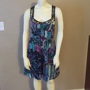 💥🎉SUMMER CLEARANCE 🛍🌺Urban Outfitters Dress