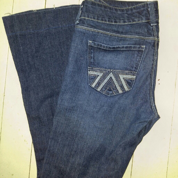 American Eagle size 2 flare legged jeans