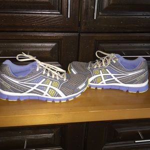 Asics Tennis shoes