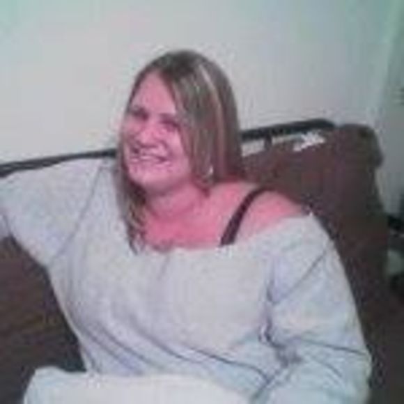 Meet your Posher, Liz - Picture 1 of 1