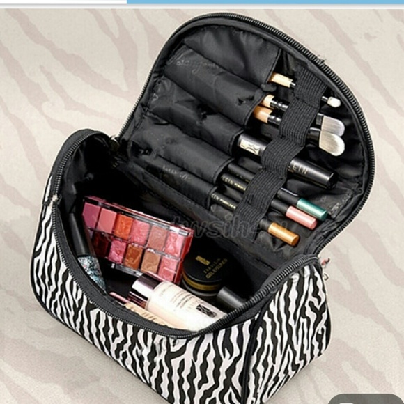 Cute zebra makeup bag NWOT