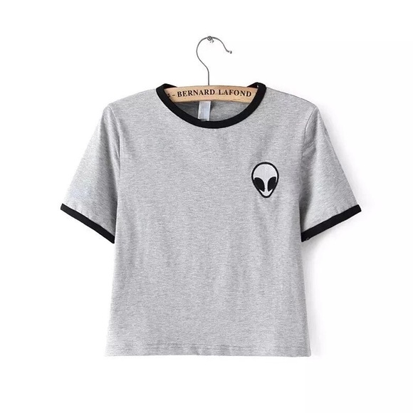 ❗️FINAL SALE❗️Brandy Melville Alien Logo T-shirt