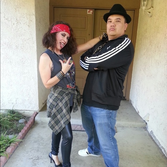 ππ»ββοΈ Meet Your Posher π - Picture 3 of 6