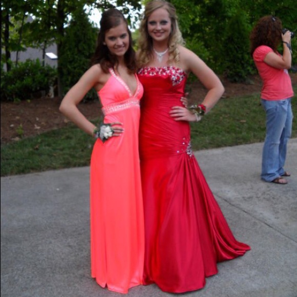 Pink Prom Dress! - Picture 2 of 4