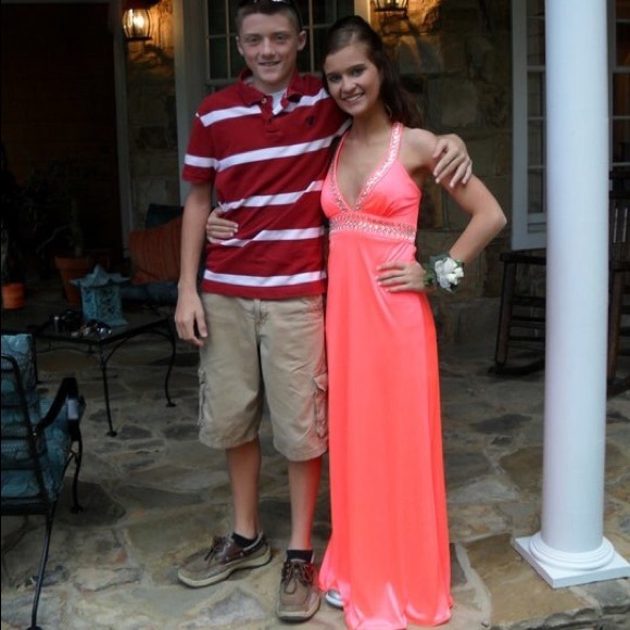 Pink Prom Dress! - Picture 3 of 4