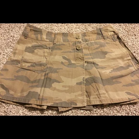 Camo print pleated skirt - old Navy