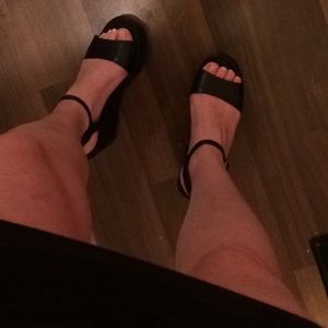 Flat form Sandals