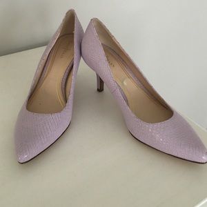 Brand new Cole Haan Nike air lavender pumps