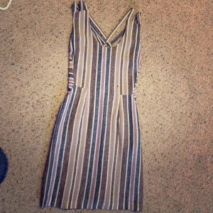 Adorable stripped linen dress