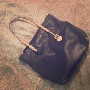 Michael kors tote