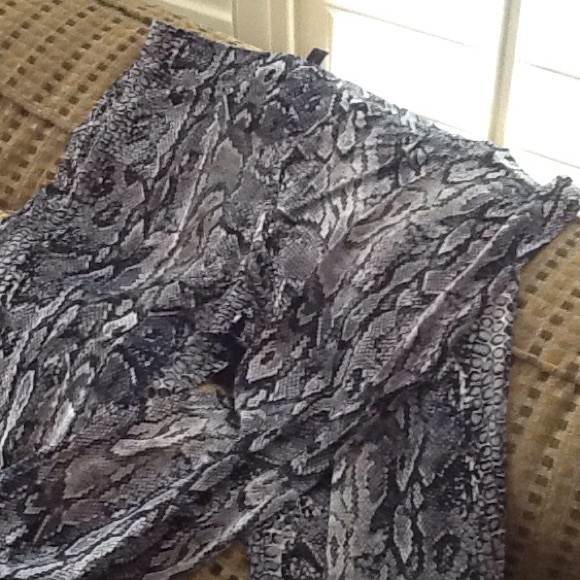 Snake print leggings - Picture 2 of 3