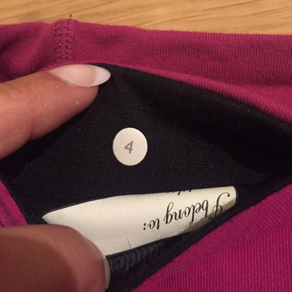 Lululemon Gray Cropped Pants - Picture 4 of 4