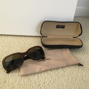 Chanel sunglasses - like new!