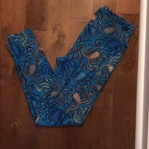 🚫SOLD NWT LuLaRoe Octopus Leggings