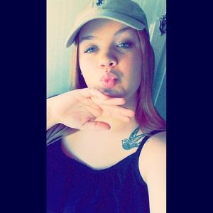 Meet your Posher, Sierra