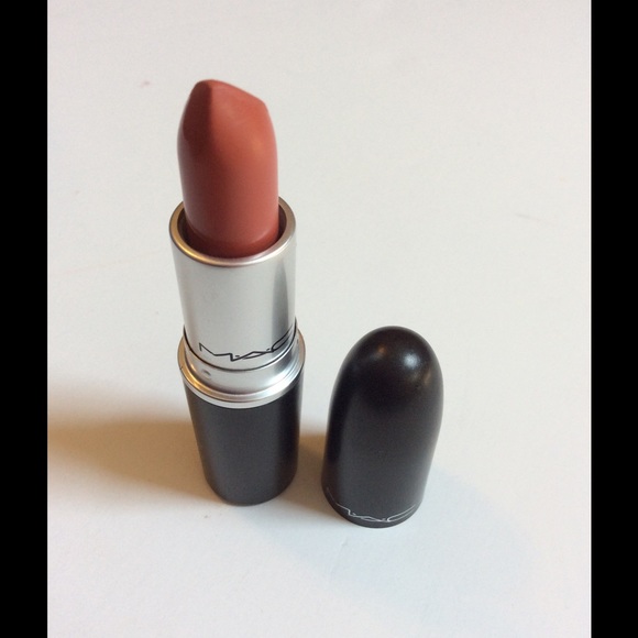 MAC Satin Lipstick, Alibi