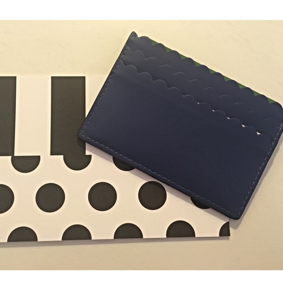 🆑 Kate Spade Blue Scalloped Card Holder - Picture 2 of 4