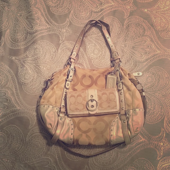 Coach shoulder bag