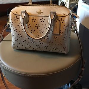 TRADE!! NWOT coach mini bennett