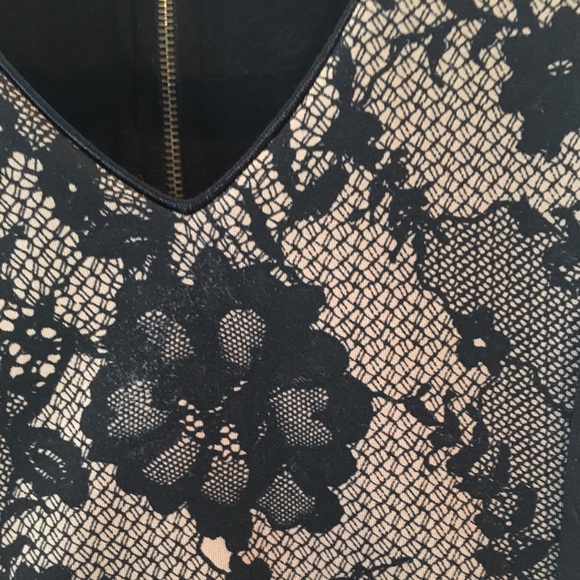 Lace Patterned Dress - Picture 3 of 3