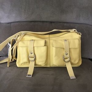 NWT Butter yellow Gap leather purse