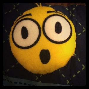 Im selling a emoji that so cool 😎😯