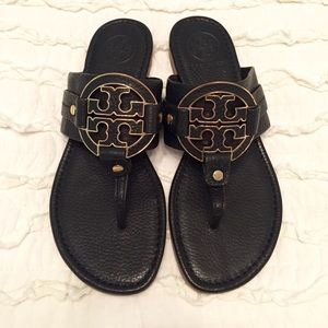 Brand New Authentic Tory Burch Amanda Sandal