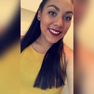 Meet your Posher, Isamar