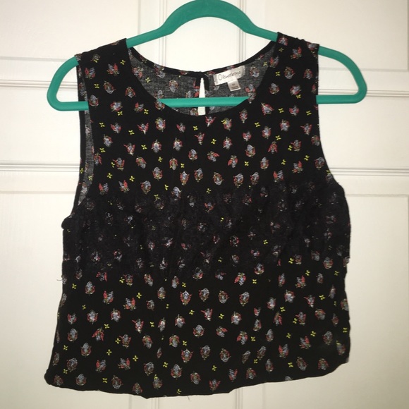 Crop top - Picture 1 of 3