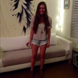 Meet your Posher, Samantha