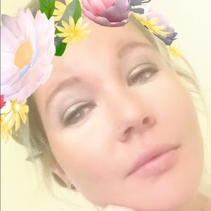 Meet your Posher, Tavia