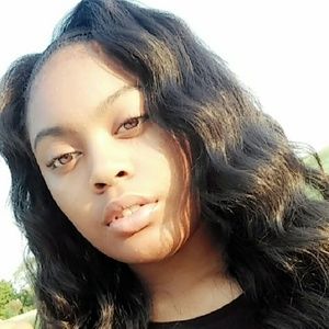 Meet your Posher, Candice