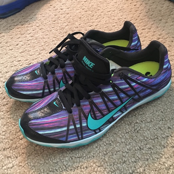 Nike gym shoes