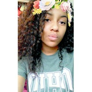 Meet your Posher, Brianna