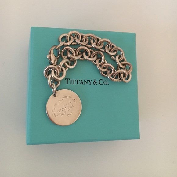 Return to Tiffany round tag bracelet