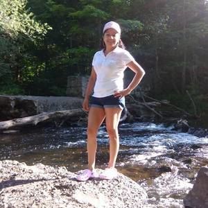 Meet your Posher, Valentina