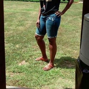 Old navy  distressed shorts women's size