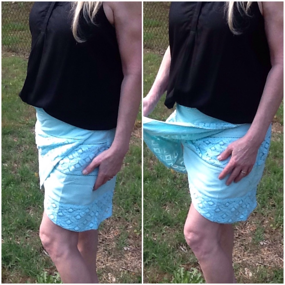 ⭐️H.P.⭐Trendy Mint Color Skirt