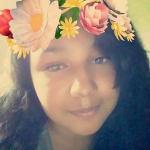 Meet your Posher, Ebony