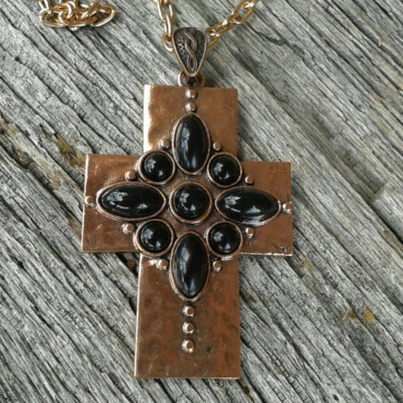 Necklace - Picture 2 of 3