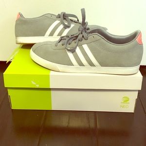 Cute and comfy Adidas sneakers- size 10! Worn once