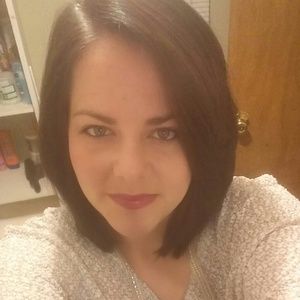 Meet your Posher, Kara