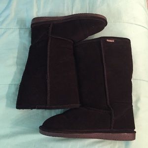Bearpaw Boots/Nike Tank Bundle