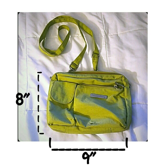 Green baggallini cross over bag