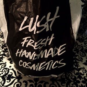 LUSH Bath Bomb💚